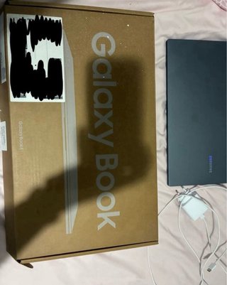 Samsung Galaxy Book4 Ordenador Portátil
