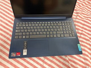 Laptop Lenovo IdeaPad 3 Azul