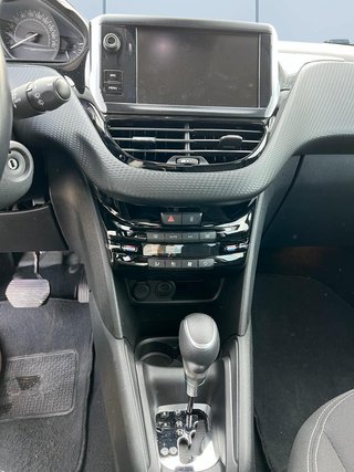PEUGEOT 208 1.2 PURETECH TECH EDITION 110 CV AUTOM