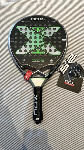 Pala de Pádel NOX AT10 Genius Luxury A.Tapia