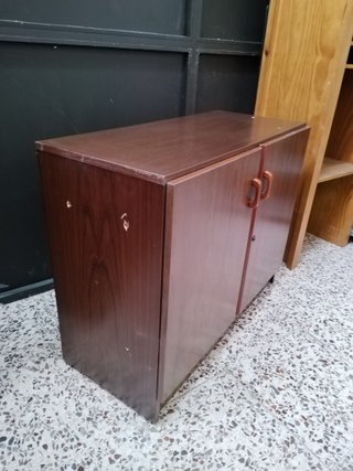 MUEBLE BAJO DE OFICINA