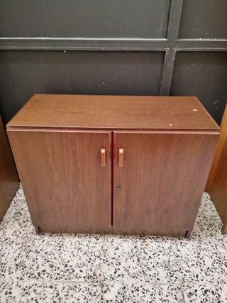 MUEBLE BAJO DE OFICINA