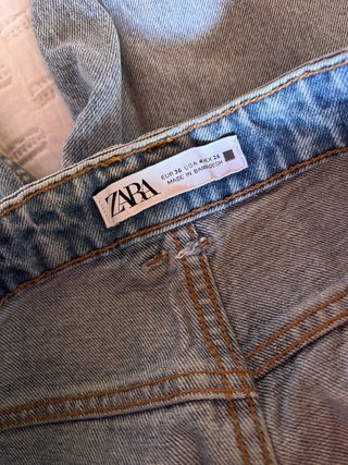 Jeans rectos tiro alto azul medio