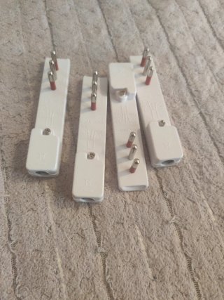 4 Adaptadores Juego de  enchufes Emilia Flat  ROSI