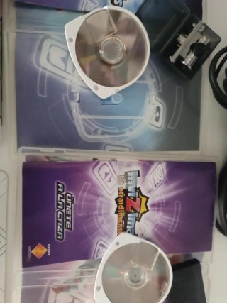 Pack Especial PSP Invizimals + Cámara + Regalo