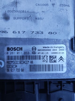 Citroen 118 centralita motor uce 0281011863 c4 1.6