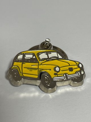 Llavero Seat 600 Amarillo