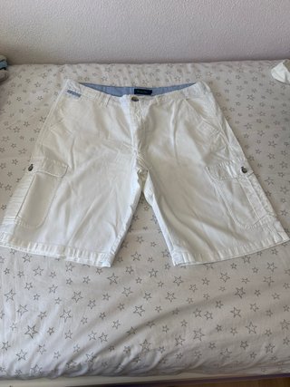Pantalones cortos Massimo Dutti blancos T.46