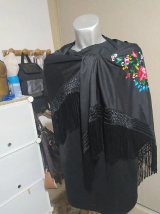 Manton de Manila bordado nuevo