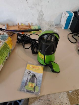 Bomba de agua sumergible Florabest FTK 600/7