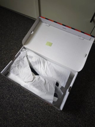 Zapatillas Ellesse Negras y Blancas Talla 46
