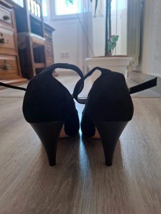 Zapatos Marypaz negros con pulsera talla 38