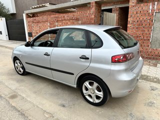 SEAT Ibiza 2006 con 114000 km