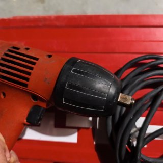 Atornilladora de impacto S1 100 con maletín