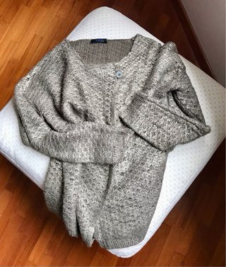 Cardigan Twin Set in maglia bouclé spalmato oro