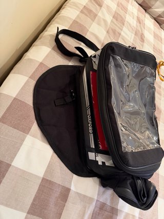 Mochila imantada Oxford para moto