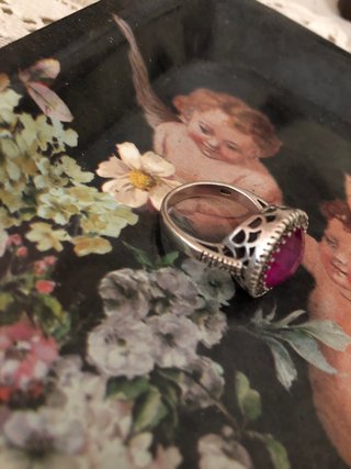 Sortija plata con perla rosa con brillantitos