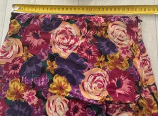 Falda Zara flores T. XS