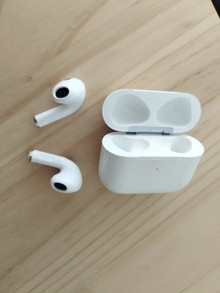Apple AirPods 3ª Gen Blancos