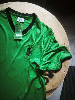 Camiseta deportiva Kromex militar verde T