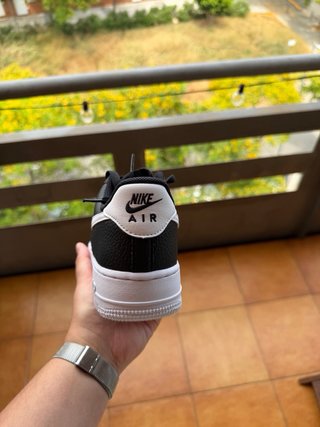 Nike Air Force 1 Negras y Blancas