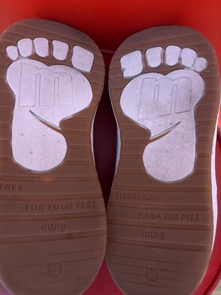 Zapatillas Mtng grises y rosas