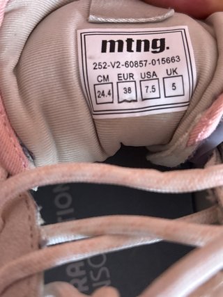 Zapatillas Mtng grises y rosas