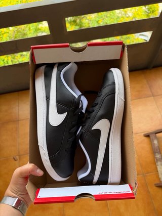 Nike Court Zapatillas Negras y Blancas