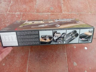 Maqueta Revell Jaguar E-Type 1:25
