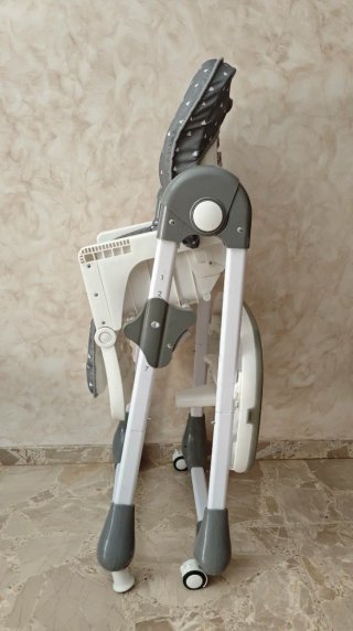 Trona reclinable bebé gris con estampado