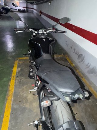 Yamaha MT-09 Negra