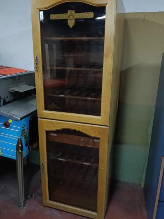 Vinoteca de madera Caveduke