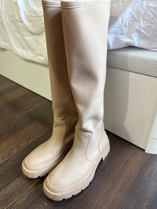 Botas altas beige Talla 39