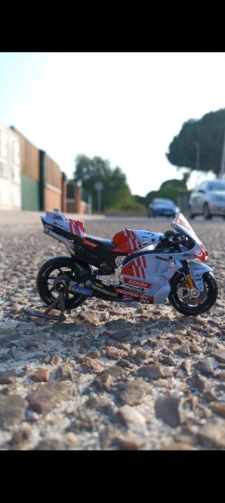 Réplica Moto GP Marc Márquez 93