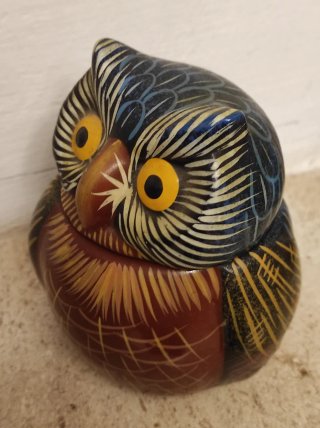 Due figure di gufi da collezione