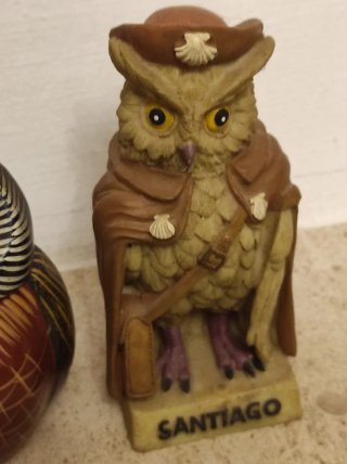 Due figure di gufi da collezione