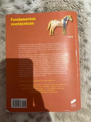 Libro fundamentos zootecnicos 1er curso
