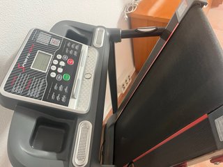 Cinta de correr SportsTech plegable