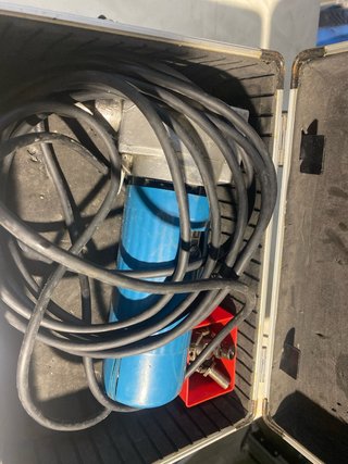 Cortadora de chapa con maletín