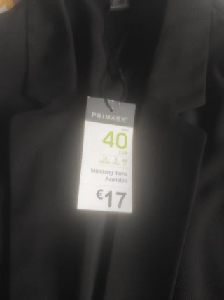 Chaqueta negra mujer, material poliéster