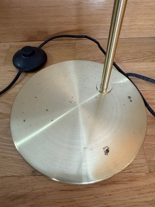 Lampada da terra moderna dorata con lampadina inclusa