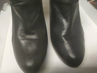 Botín negro tacón alto elegante