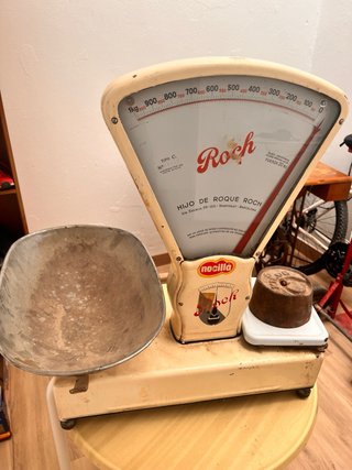 Máquina de coser Wertheim con mesa