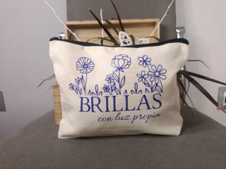 Neceser personalizado flores Brillas