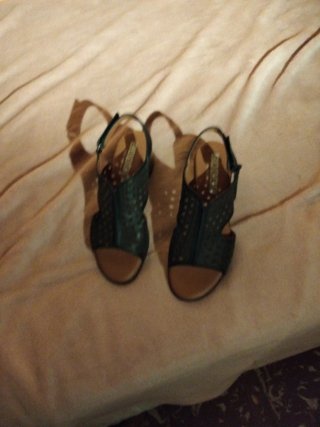 Sandalias CASAS negras y marrones