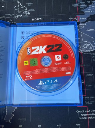 PS4 NBA 2K22 y Fifa 22