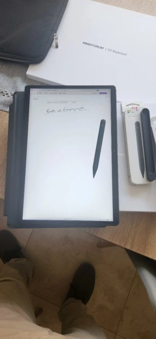 Minisforum V3 Ryzen 7 8840U 32GB  Teclado slim pen