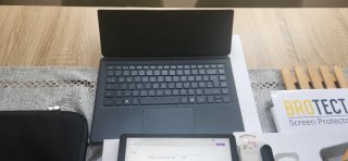 Minisforum V3 Ryzen 7 8840U 32GB  Teclado slim pen