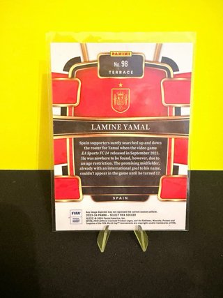 Cromo Lamine Yamal Rookie Card FIFA Select