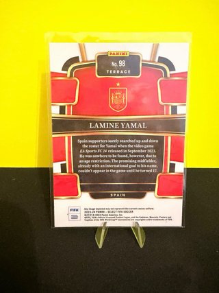 Cromo Lamine Yamal Rookie Card FIFA Select